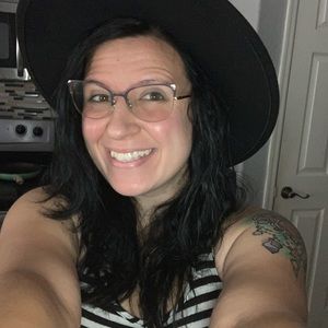 Meet your Posher, Ariel